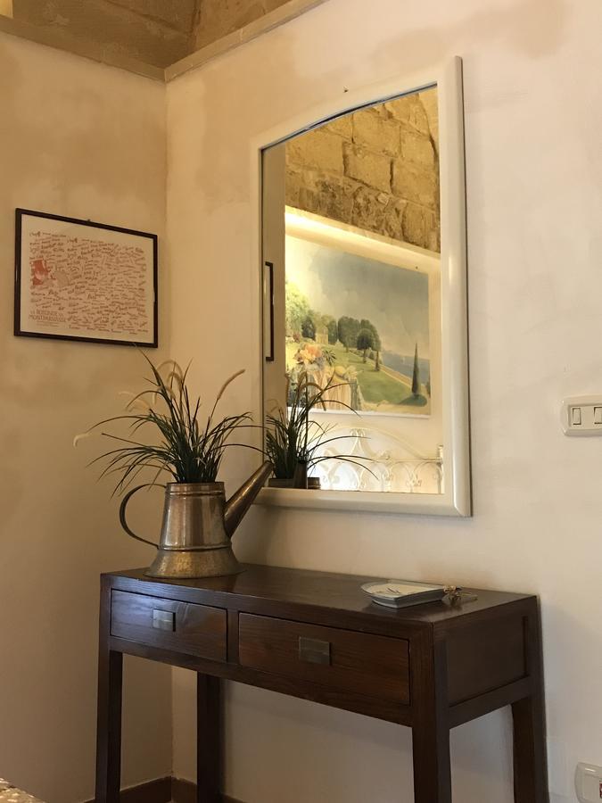 B&B Corte Dei Musco เลชเช ภายนอก รูปภาพ